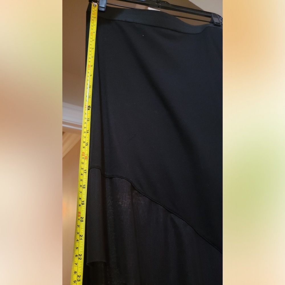 BCBGMAXAZRIA SKIRT - Picture 5 of 5